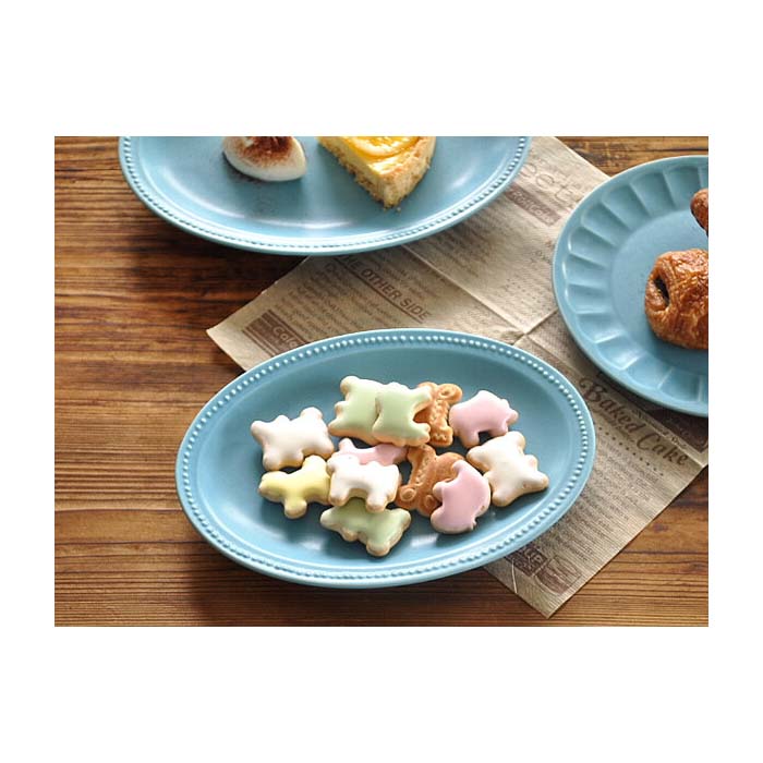 【美濃焼】ラ・クレールオーバルトレー21.7cm 中皿 ドットリム 日本製 美濃焼 北欧風 陶磁器 食器 テーブルウェア 華やか レンジ可