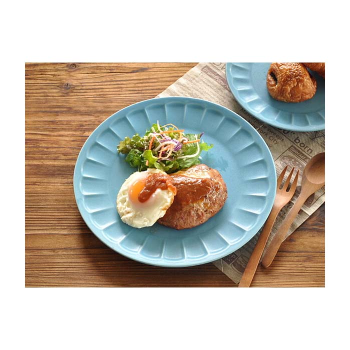 【美濃焼】ラ・クレールしのぎ23.4cmプレート 大皿 ドットリム 日本製 美濃焼 北欧風 陶磁器 食器 テーブルウェア 華やか レンジ可