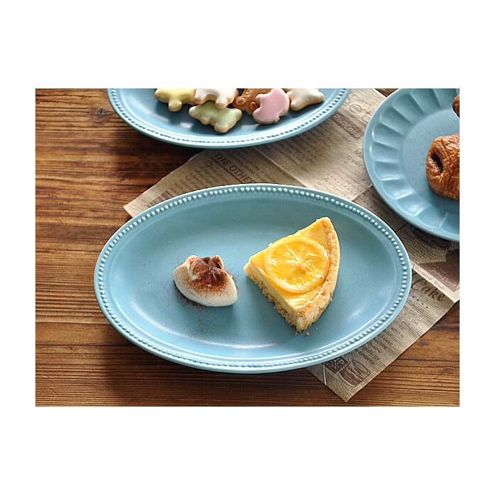 【美濃焼】ラ・クレールオーバルトレー24.3cm 大皿 ドットリム 日本製 美濃焼 北欧風 陶磁器 食器 テーブルウェア 華やか レンジ可