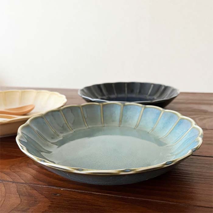 【美濃焼】Vintageシリーズ 7.0深皿 22cm 全3色 カレー皿 パスタ皿 和食器 陶器 洋食器 日本製 テーブルウェア 皿 フラワー ヴィンテージ レンジ可