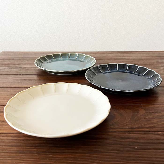 【美濃焼】Vintageシリーズ 7.0皿 全3色 プレート ワンプレート メイン 和食器 陶器 洋食器 日本製 テーブルウェア 皿 フラワー ヴィンテージ レンジ可