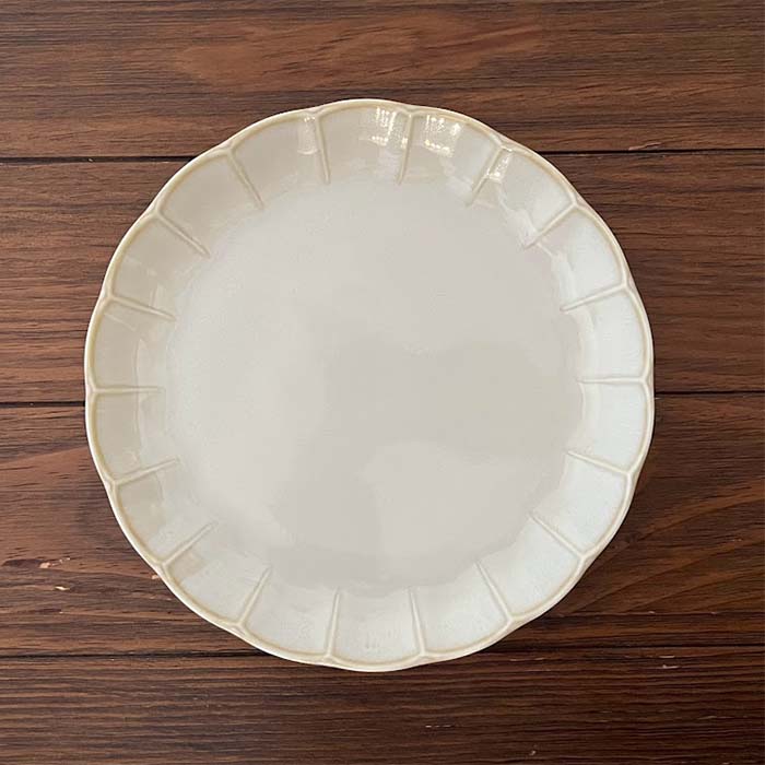 【美濃焼】Vintageシリーズ 7.0皿 全3色 プレート ワンプレート メイン 和食器 陶器 洋食器 日本製 テーブルウェア 皿 フラワー ヴィンテージ レンジ可