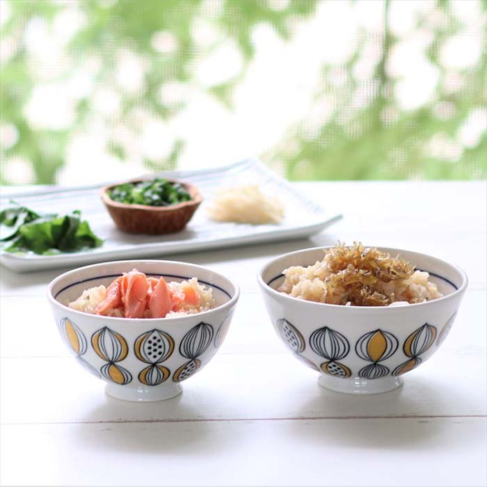 【美濃焼】 【フルート】軽量丼 小どんぶり 4寸丼 日本製 ご飯茶碗 食器 磁器 ライス大盛 ライスボウル ご飯茶碗 テーブルウェア レンジ可