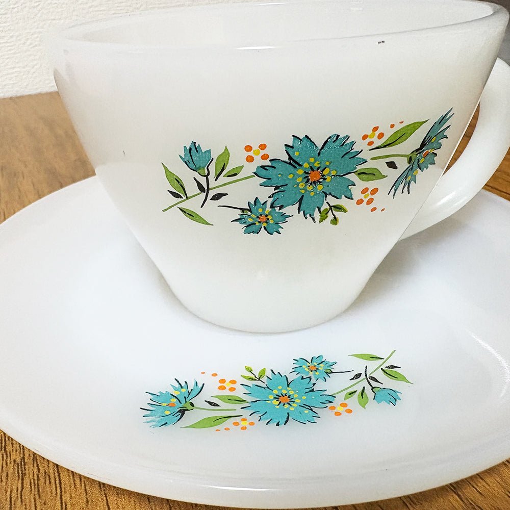 【中古】ファイヤーキング　FireKing　フォーゲットミーノット（Forget Me Not / 勿忘草・ワスレナグサ） カップ＆ソーサー（C&S）