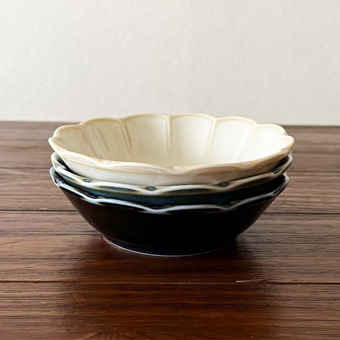 【美濃焼】Vintageシリーズ　小鉢　13cm　全3色　小皿　取り皿　デザート皿　和食器　陶器　洋食器　日本製　テーブルウェア　皿　フラワー　 ヴィンテージ　レンジ可